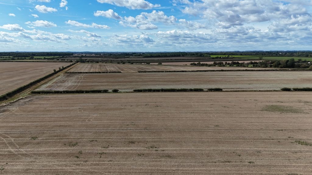Property photo 1 of 5 Land