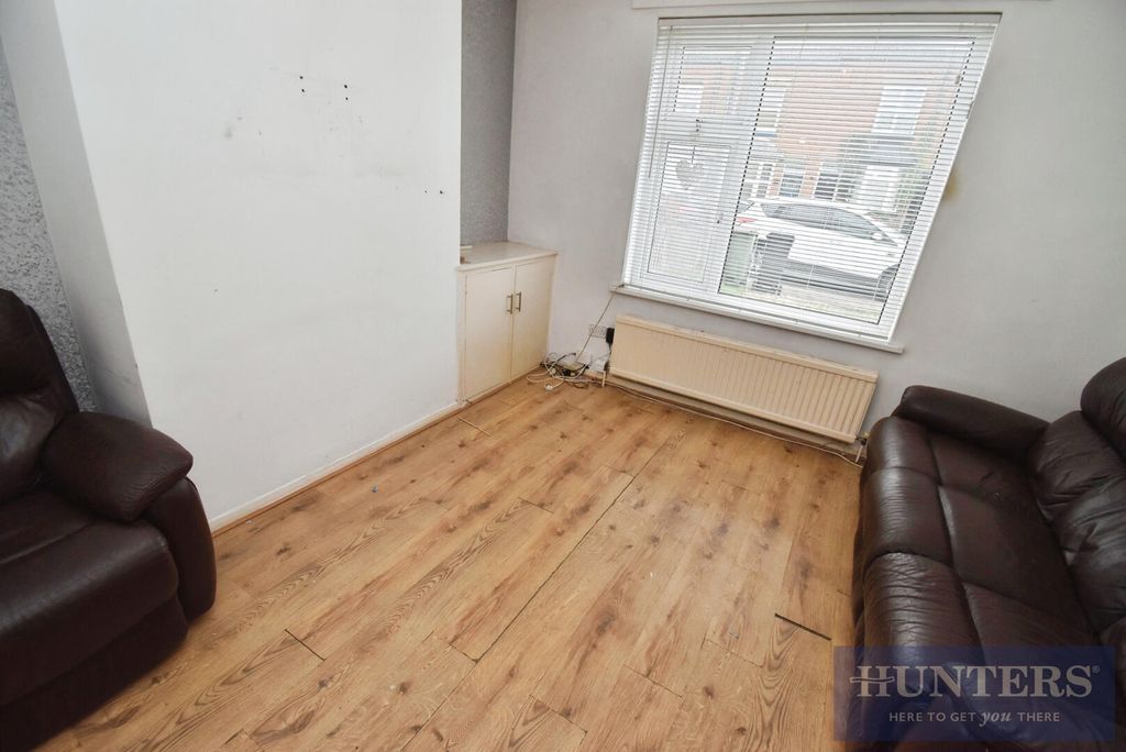 Property photo 2 of 9 Living Room