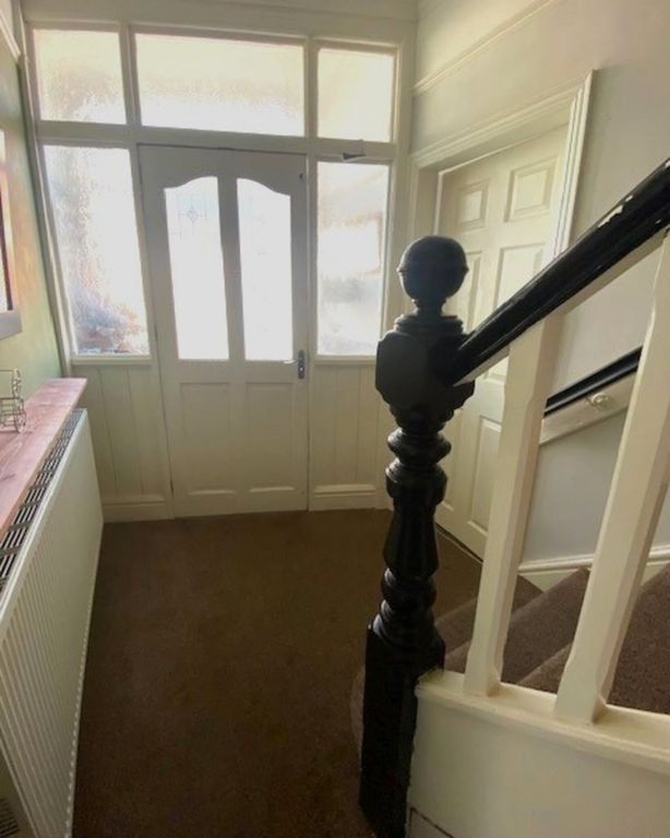 Property photo 2 of 21