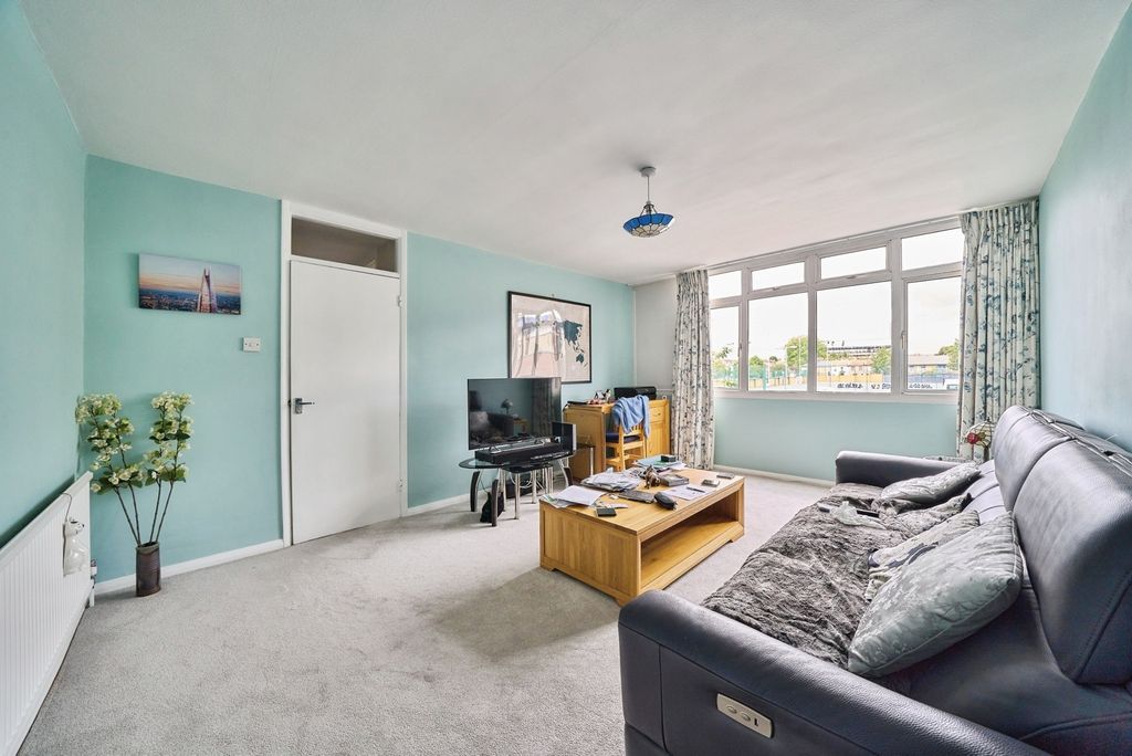 Property photo 2 of 14 Pbox-Img.Jpg