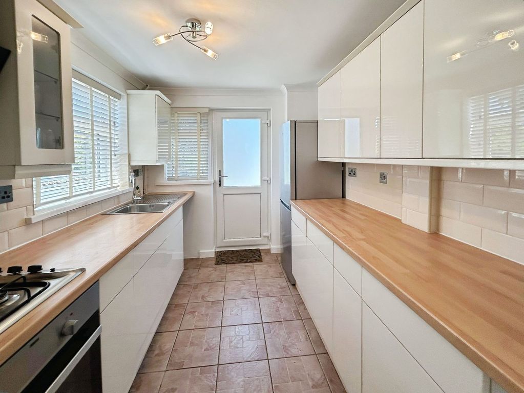 Property photo 2 of 24