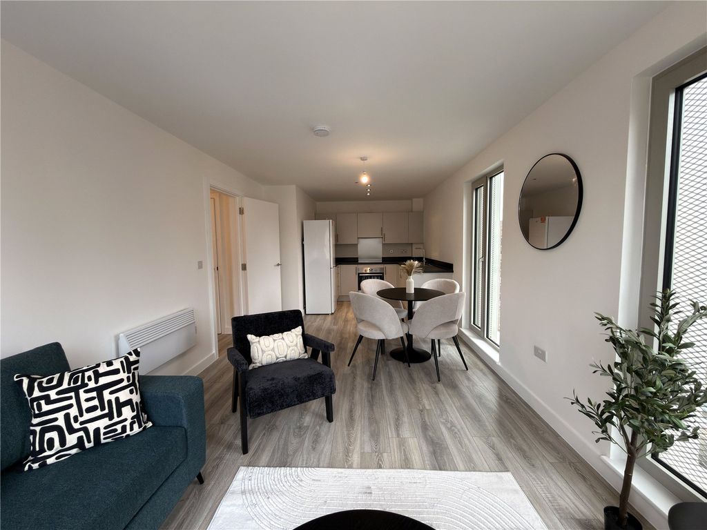 Property photo 2 of 13 Picture No. 05