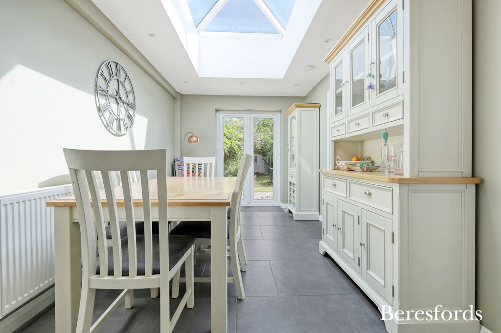 Property photo 3 of 14 Picture No. 11