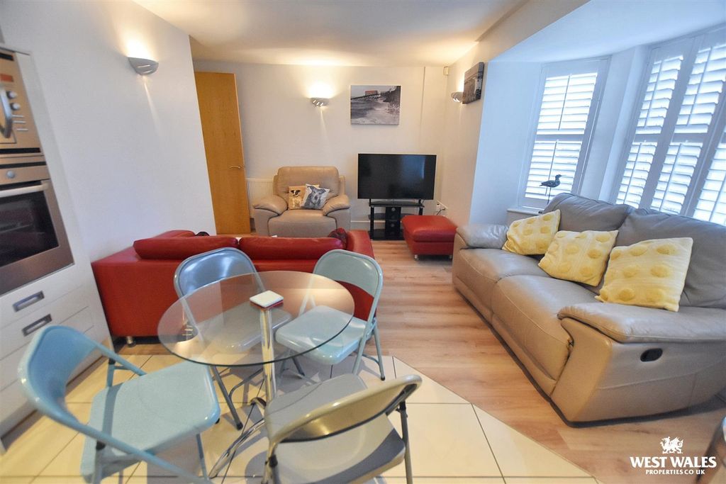 Additional image 5 of 2 bed flat for saleRhodewood House Apartments, St. Brides Hill, Saundersfoot SA69