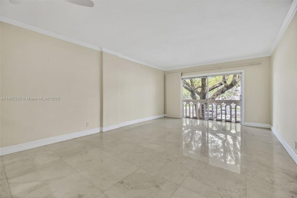 Property photo 3 of 29 <Alttext/>