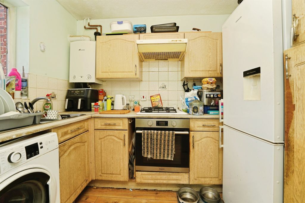 Property photo 3 of 14