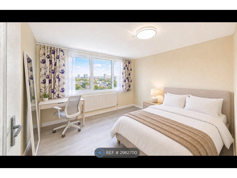 Property photo 1 of 7 Bedroom, Wfh Set Up