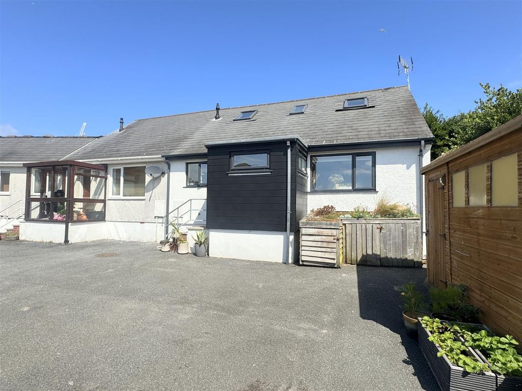 Property photo 1 of 30