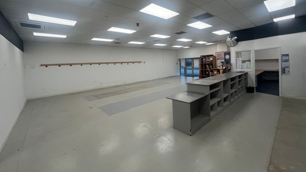 Property photo 3 of 5 Photo 16