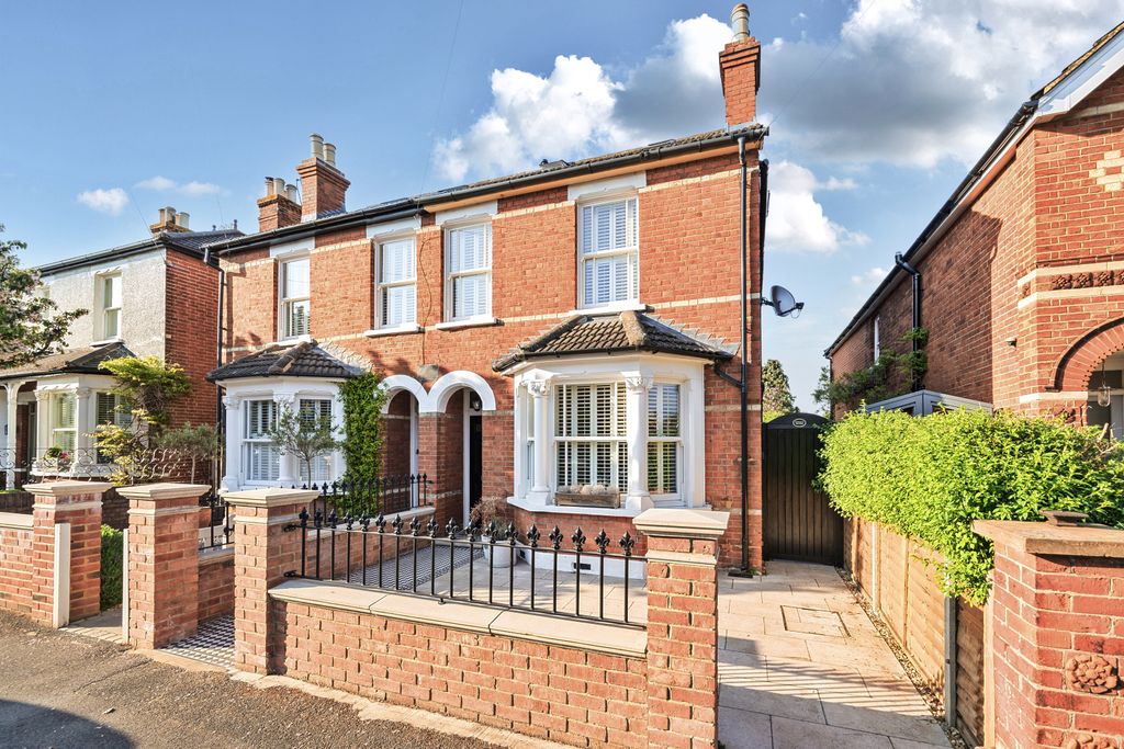 Property photo 1 of 27 Picture No. 34