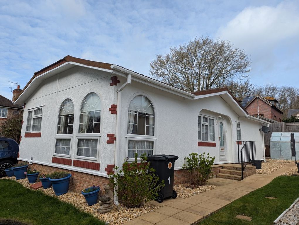 Property photo 1 of 10 Photo 1