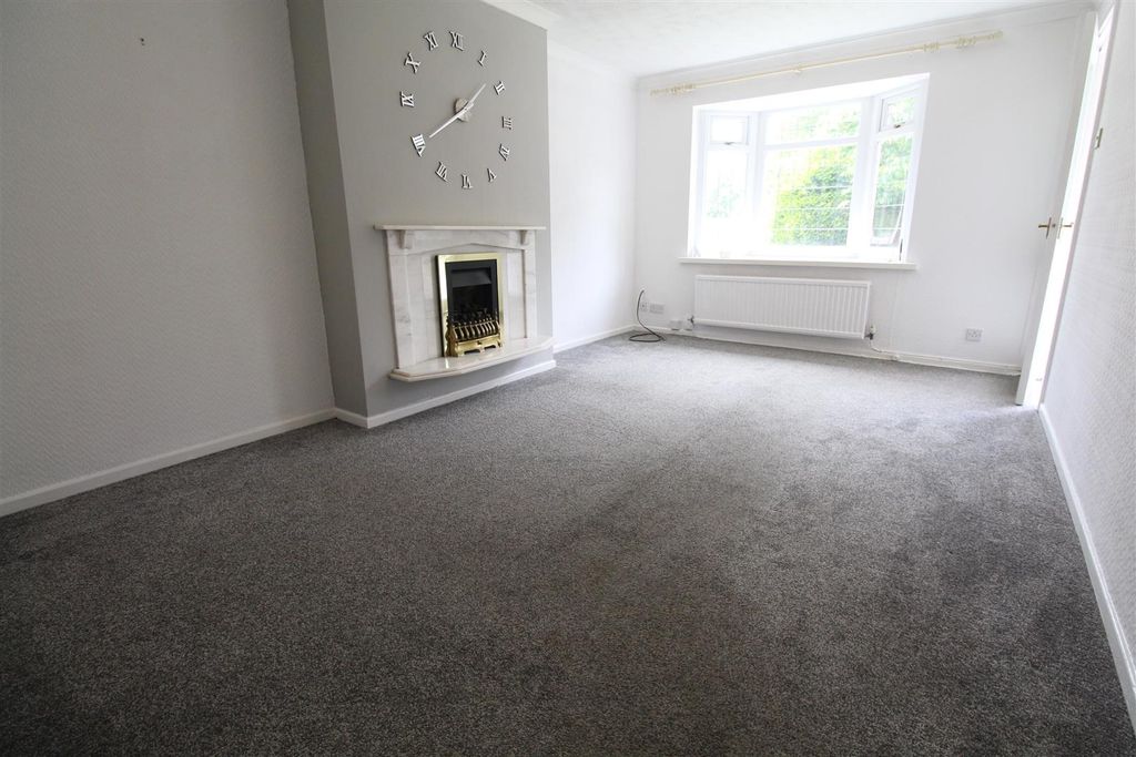 Property photo 2 of 13 C14.Jpg