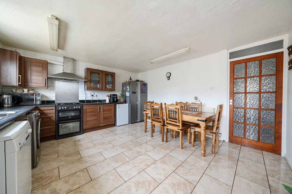 Property photo 2 of 12 1415274769Bd409c1E22A