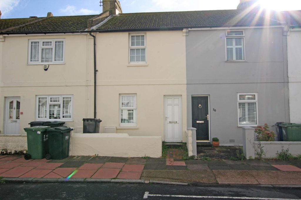 Property photo 1 of 9