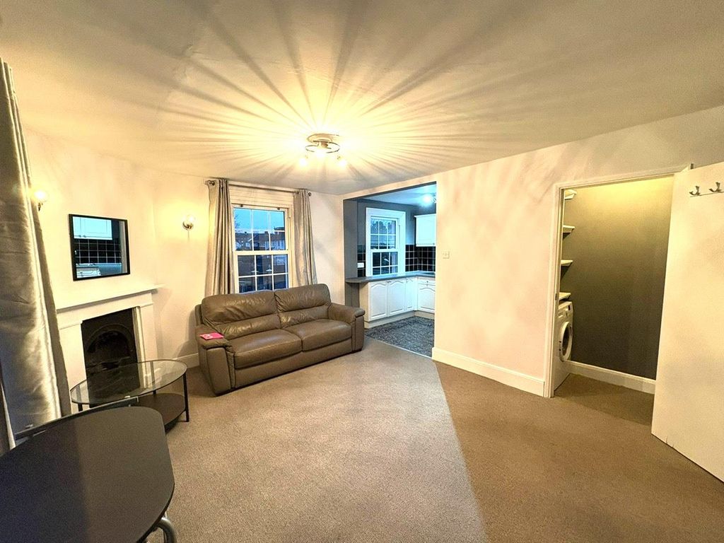 Property photo 3 of 10 5.Jpg