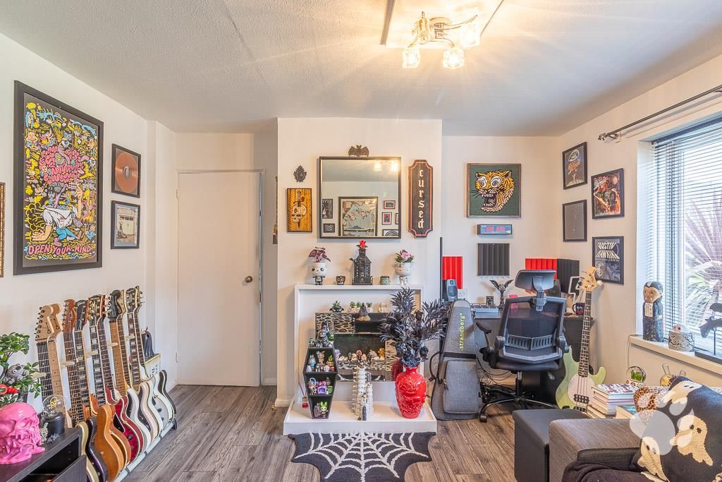 Property photo 3 of 14 Lounge/Diner