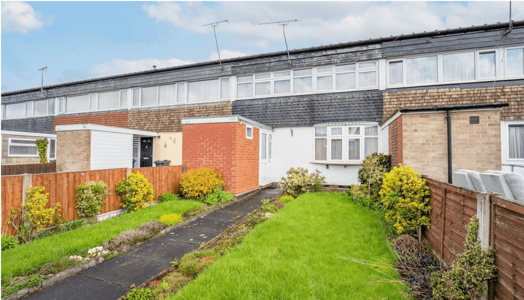 Property photo 1 of 17 3 Bedroom Terraced House - Available Now To Let