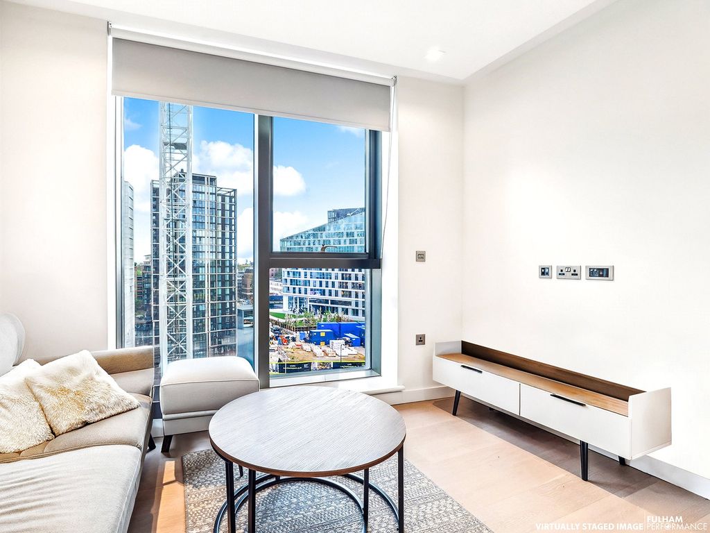 Property photo 3 of 12 Westmark Tower