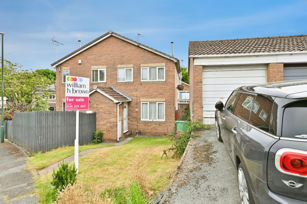 Property photo 2 of 18