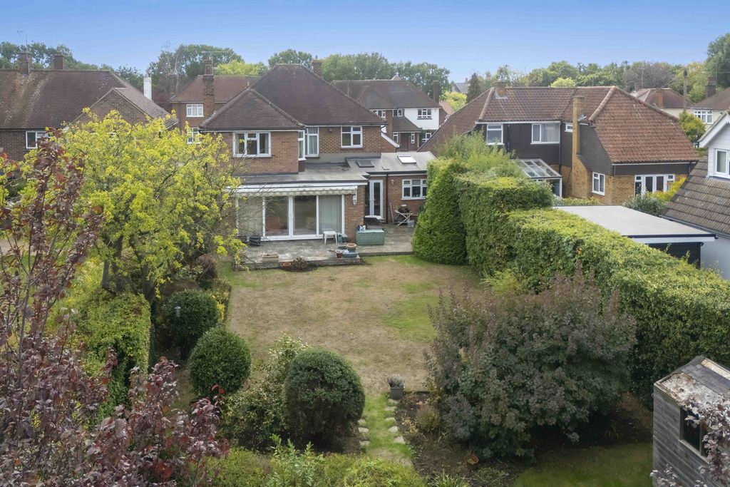 Property photo 2 of 41