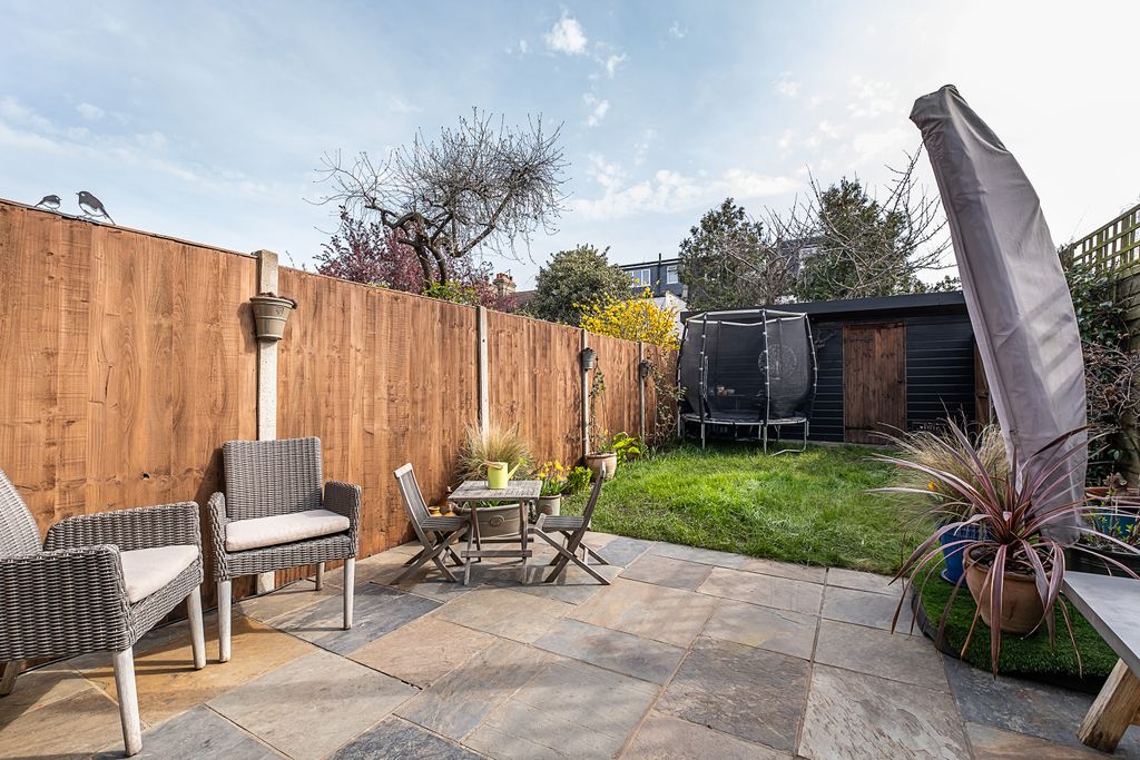 Property photo 3 of 13