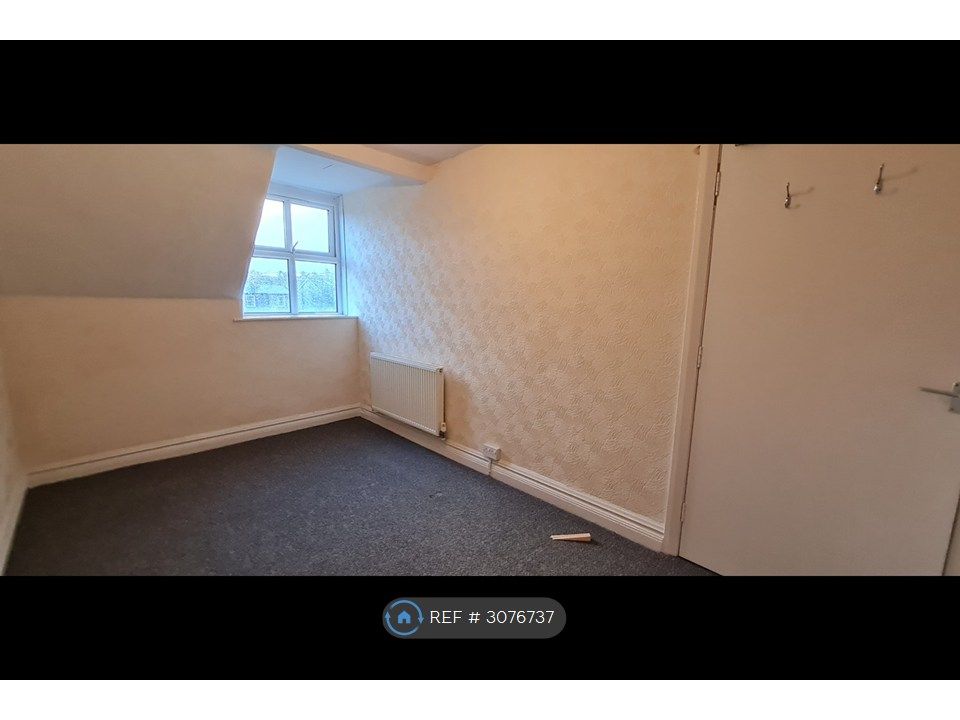 Property photo 3 of 4 Bedroom