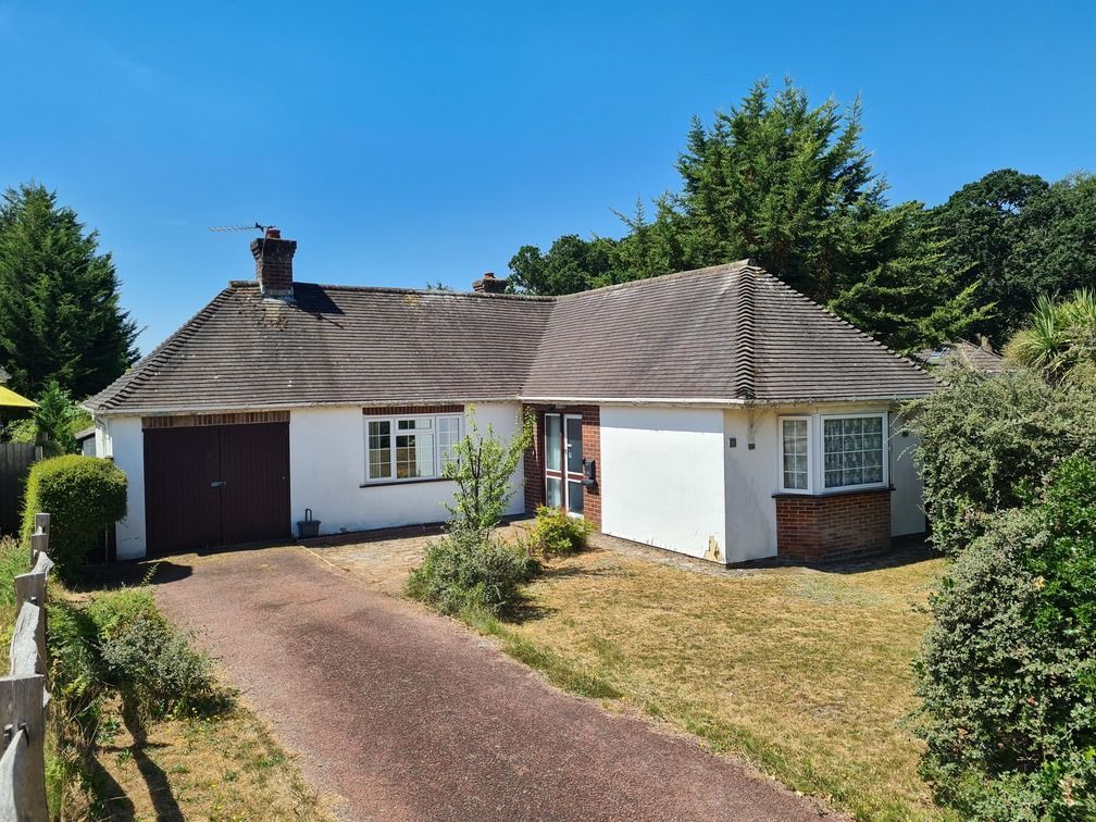 Property photo 1 of 28