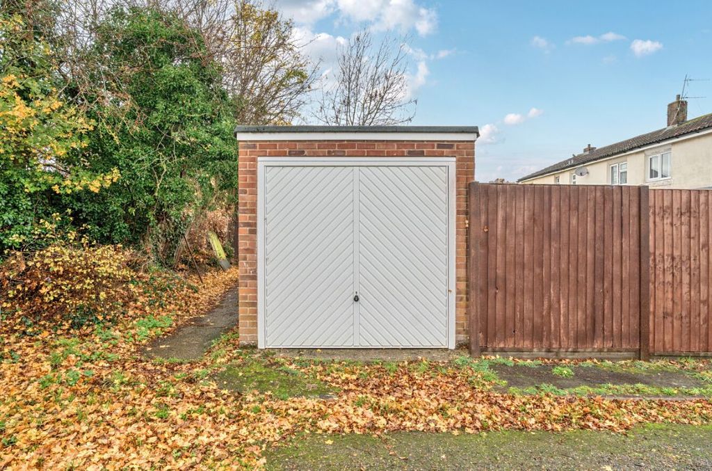 Property photo 3 of 18