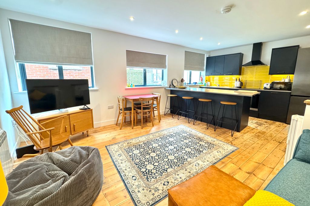 Property photo 2 of 9 Open Plan Living Room