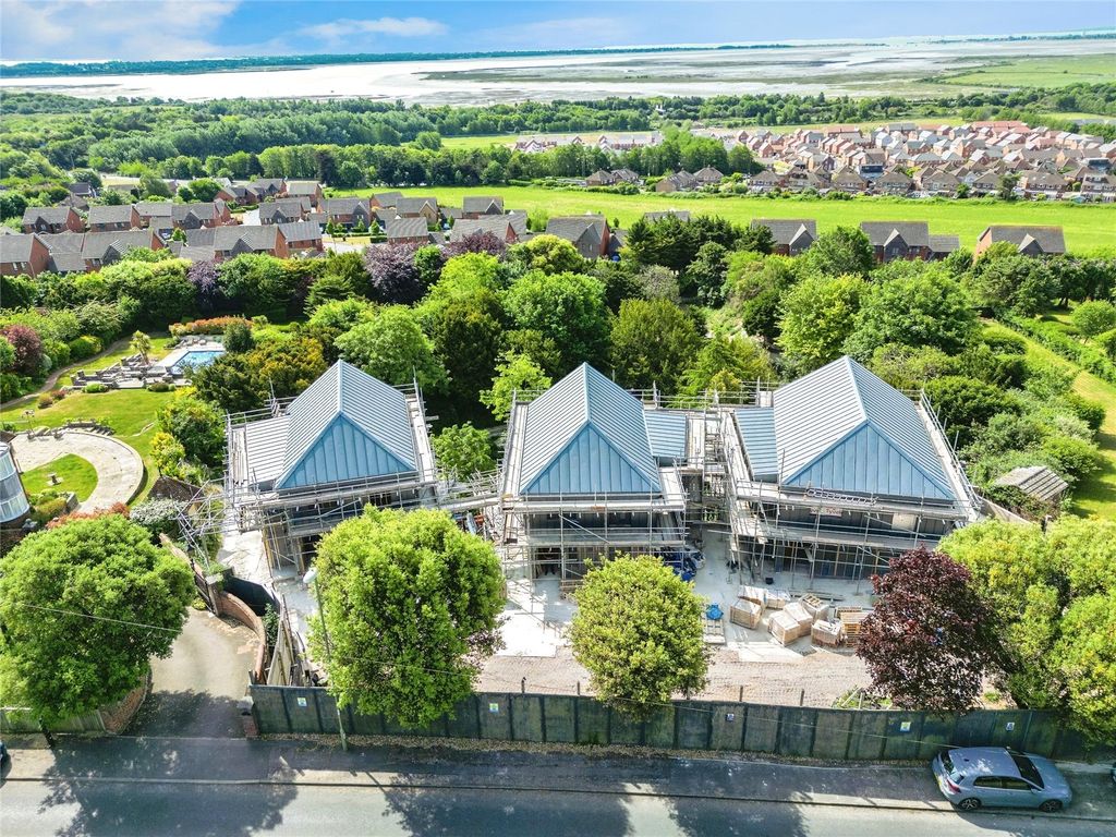 Property photo 1 of 22 Picture No. 41