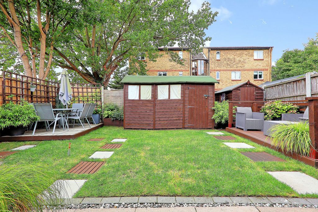 Property photo 2 of 15