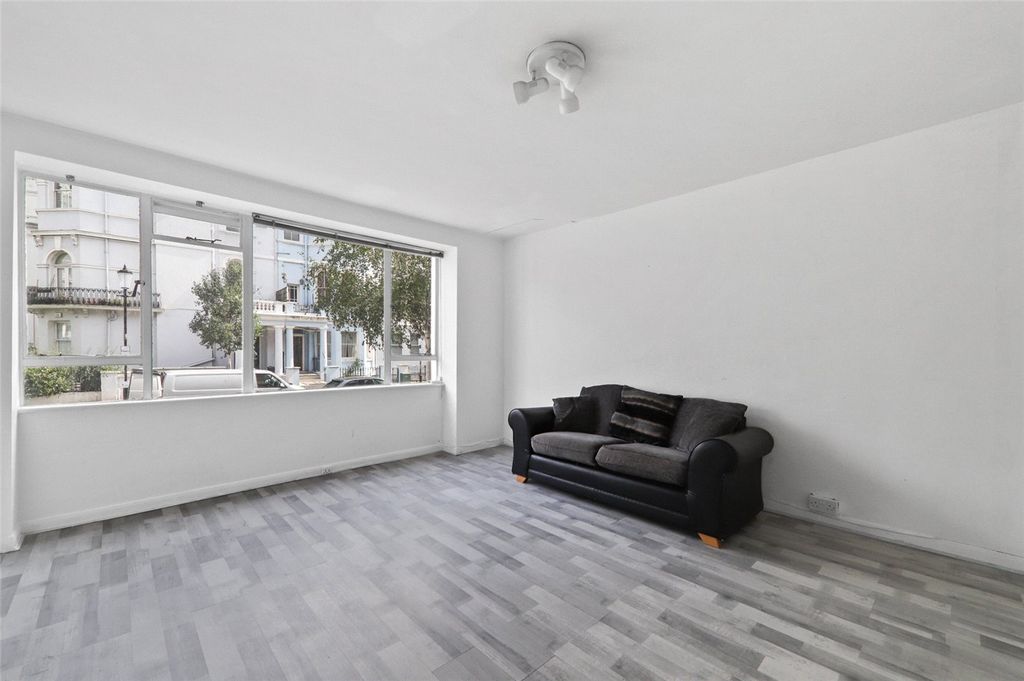 Property photo 1 of 11 Picture No. 13