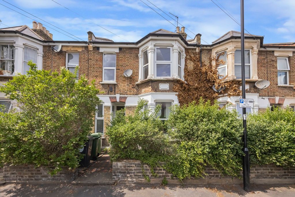 Property photo 1 of 16