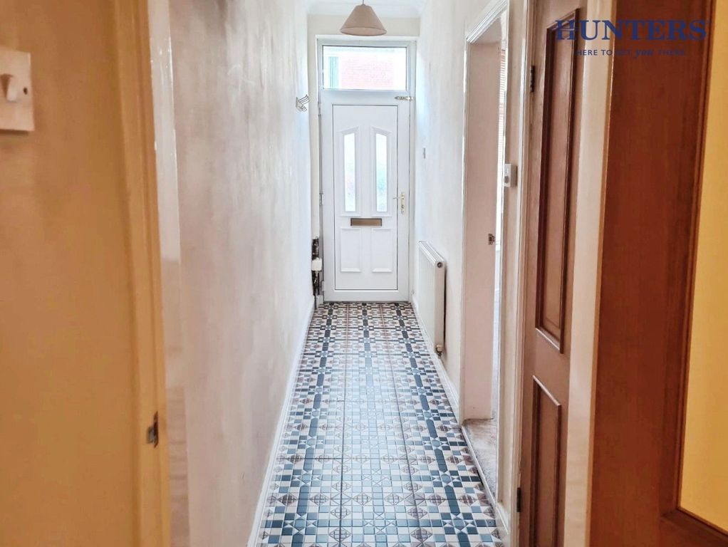 Property photo 3 of 8 Pbox-Img.Jpg