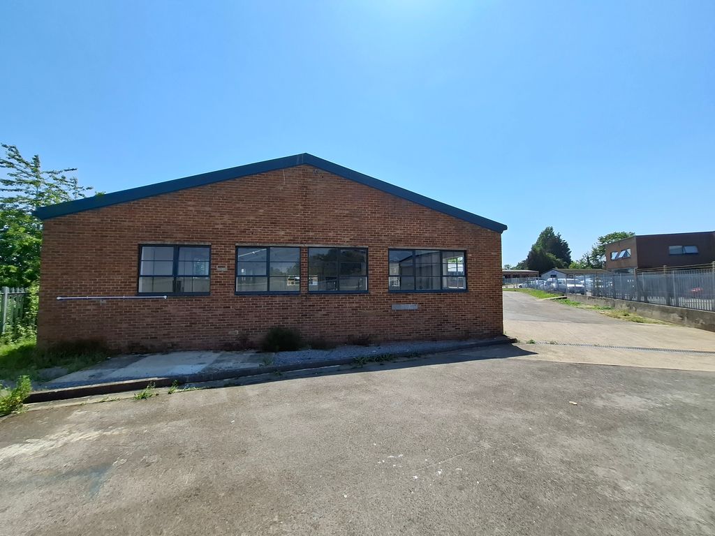 Property photo 1 of 7