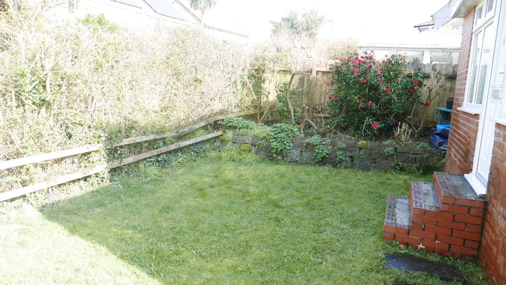Property photo 3 of 11