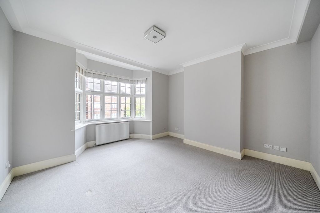 Property photo 2 of 10 Picture No. 12