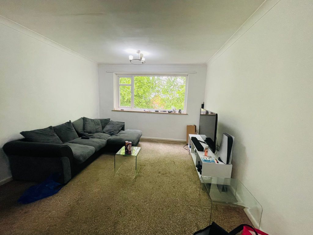 Property photo 2 of 9