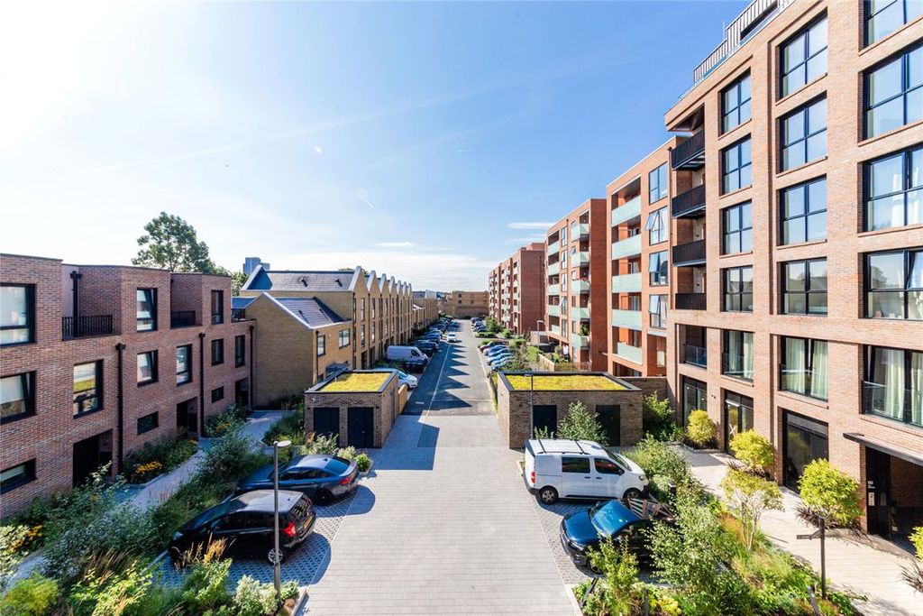 Property photo 3 of 10