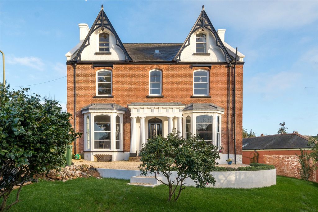 Property photo 1 of 14 Front Elevation