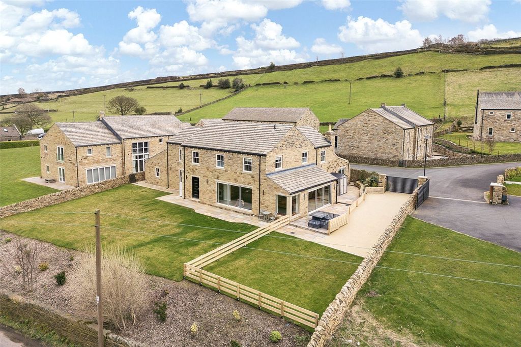 Property photo 2 of 41 Outside Rear