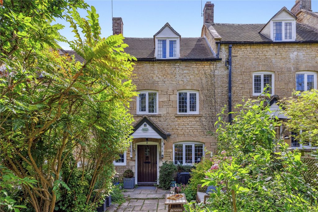 Property photo 1 of 14 3 Court Cottages