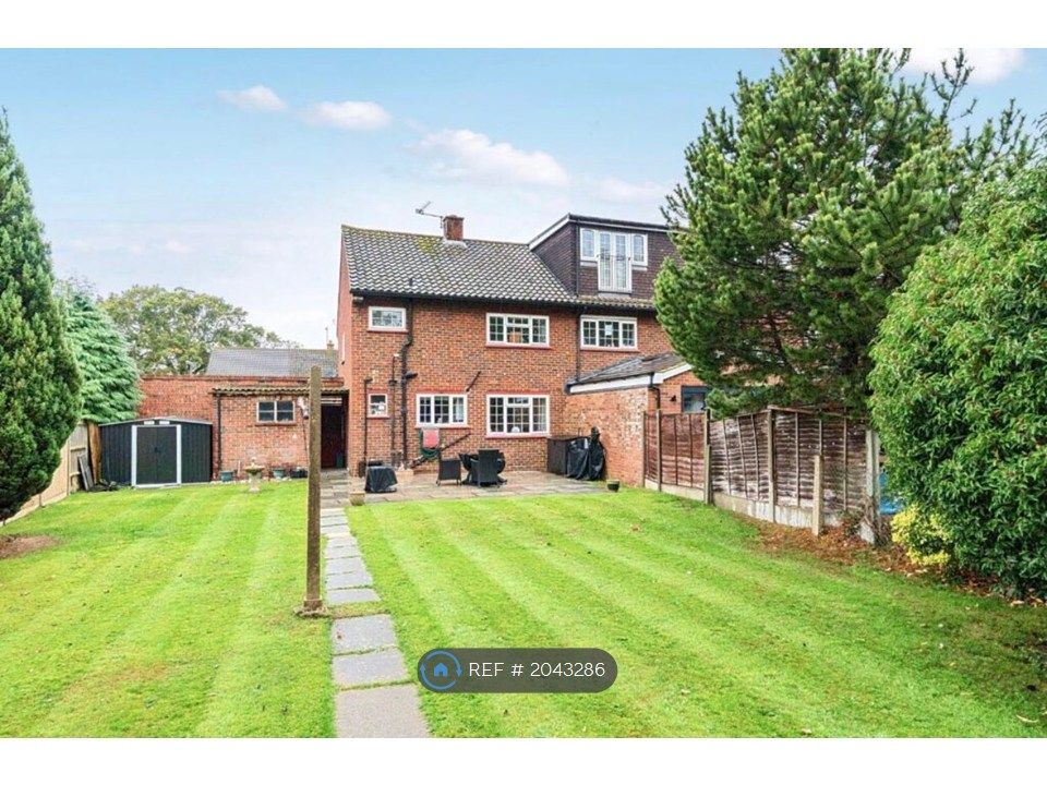 Property photo 2 of 13