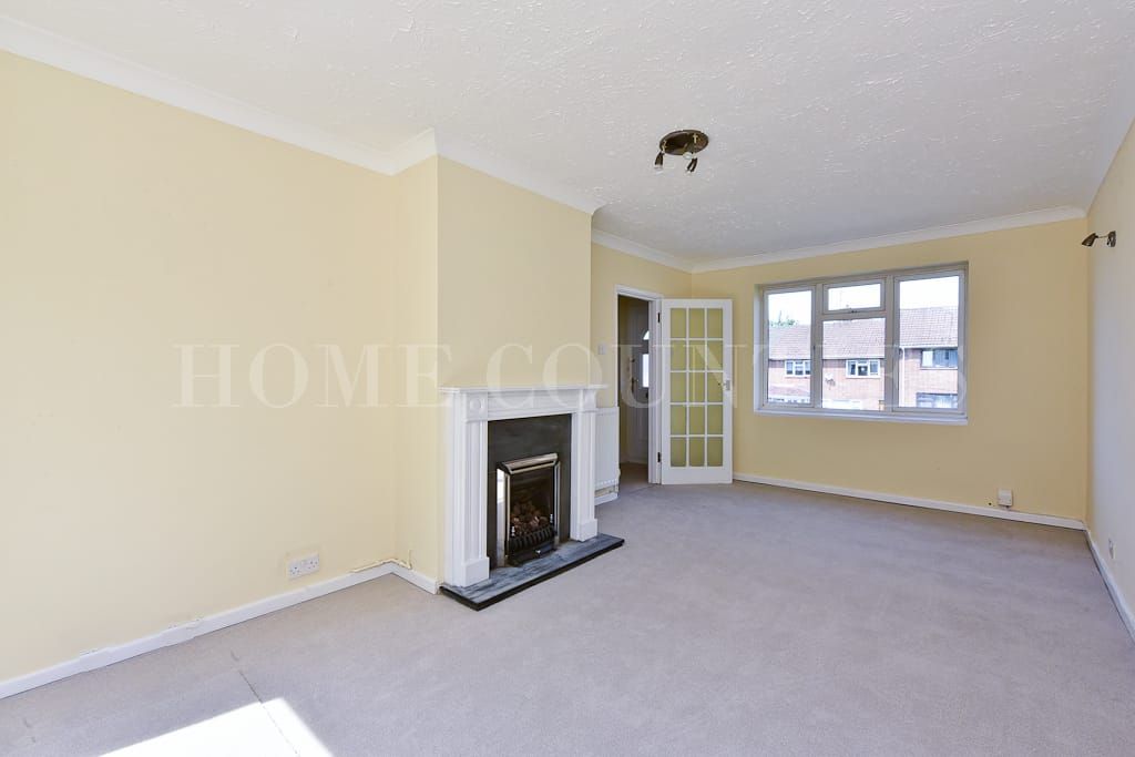 Property photo 3 of 19