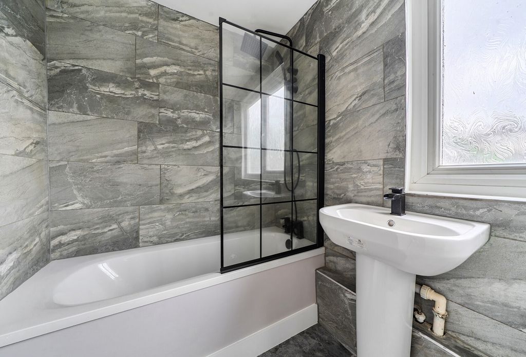 Property photo 3 of 22 1523971 (1).Jpg