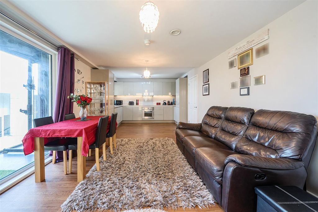 Property photo 3 of 13 1273670 (2).Jpg