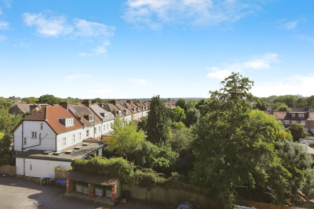 Property photo 2 of 13 D8Ed74Ac-Ed76-F011-B4cc-7Ced8d6cd050