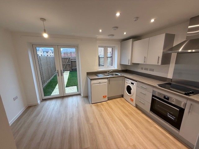 Property photo 2 of 13 Image