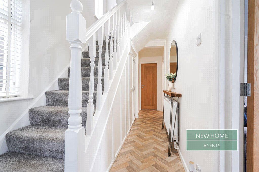 Property photo 3 of 17 Picture No. 01
