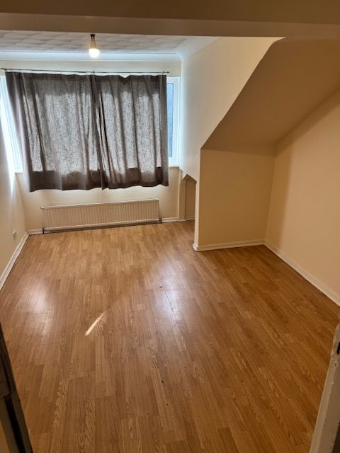 Property photo 3 of 9 Img_8894
